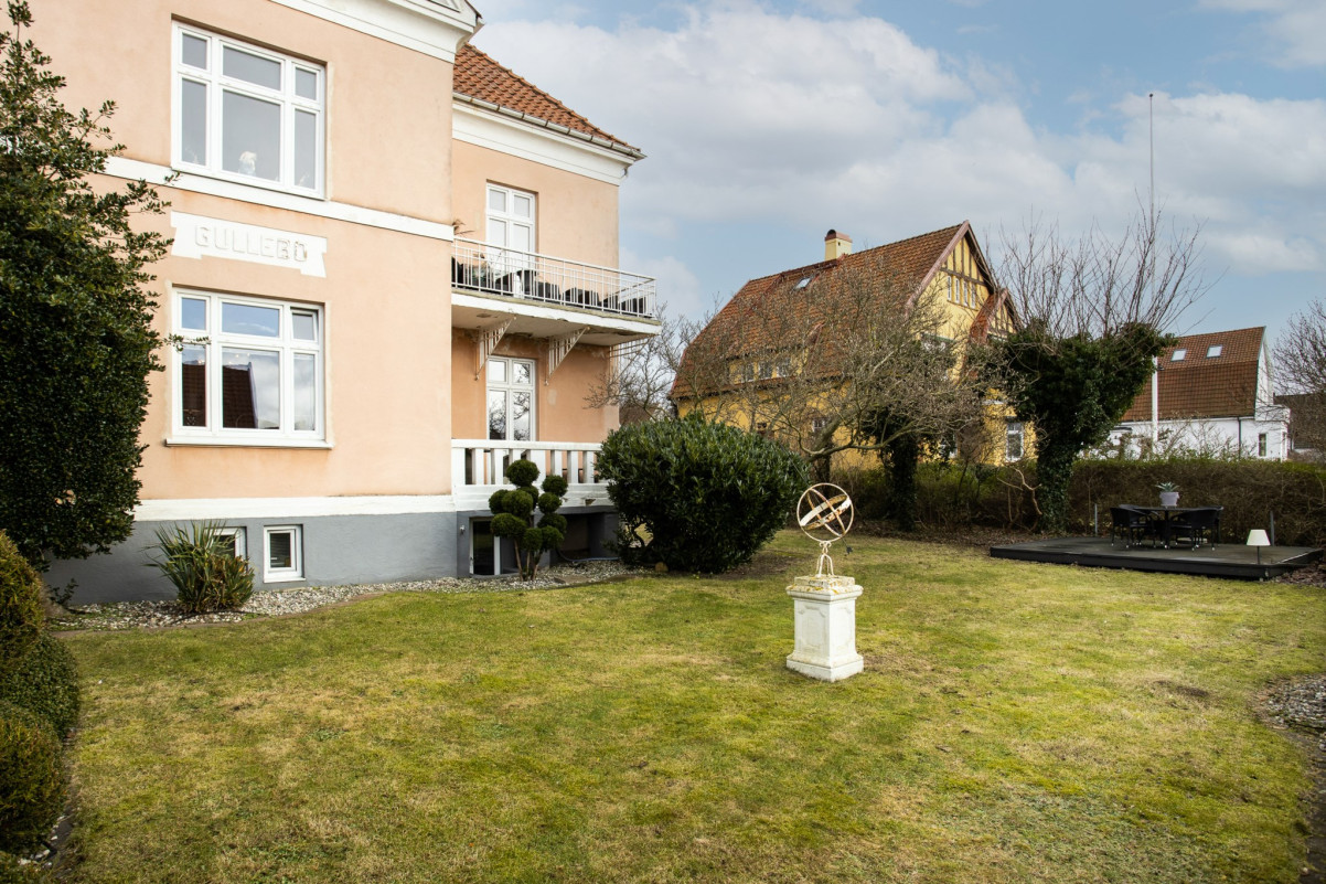 Trädgård Köpingevägen 9