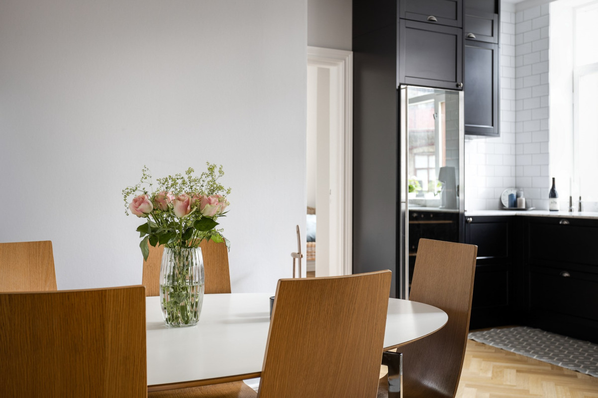 Matplats Hälsovägen 9