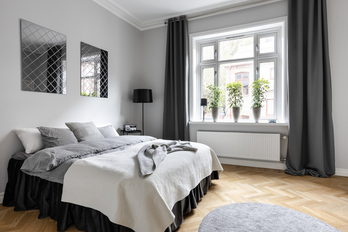 Master bedroom (sovrum2) Hälsovägen 9