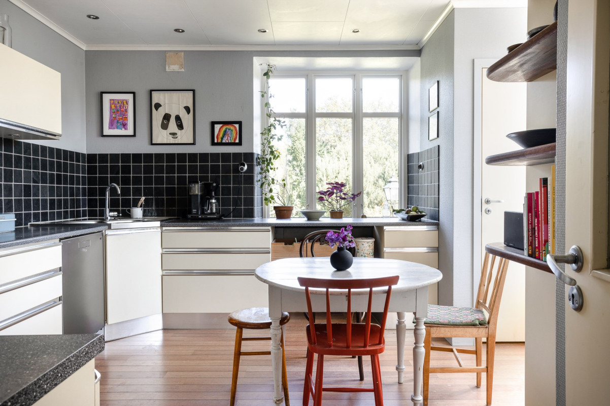 Kök med matplats Wärdshusvägen 18