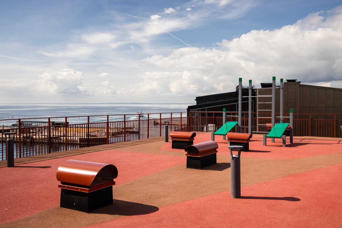 Gemensam uteplats och gym med fantastisk utsikt! Redaregatan 61