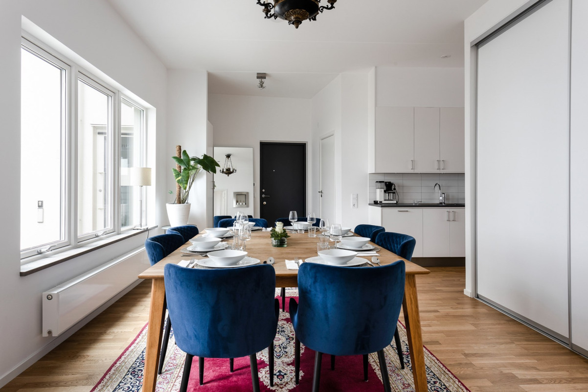 Vy mot hall/entré Redaregatan 33