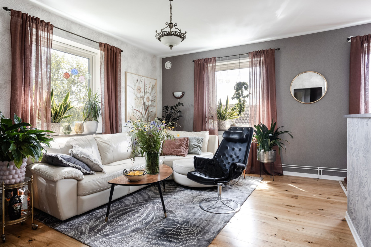 Allrum med gavelläge Allrum med gavelläge Röamöllagatan 34
