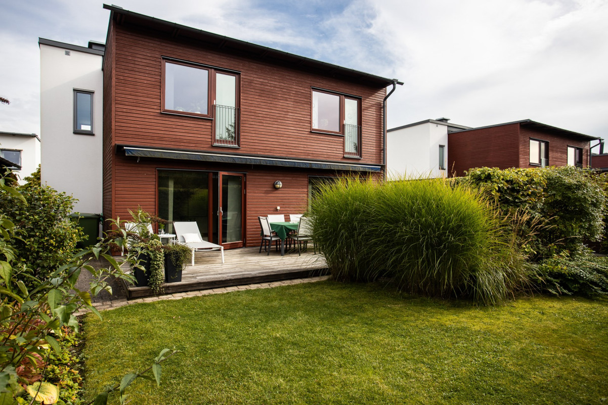  Lövsångaregatan 12