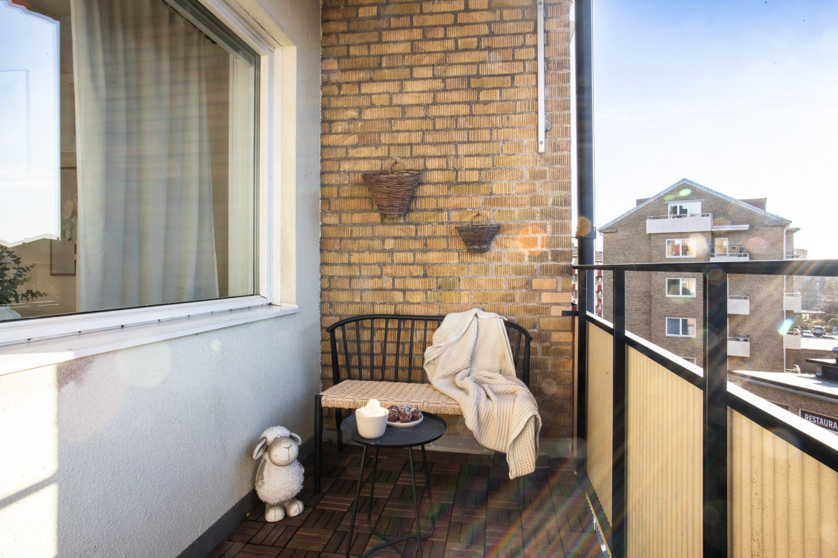 Härlig balkong i soligt sydvästläge Malmögatan 3B
