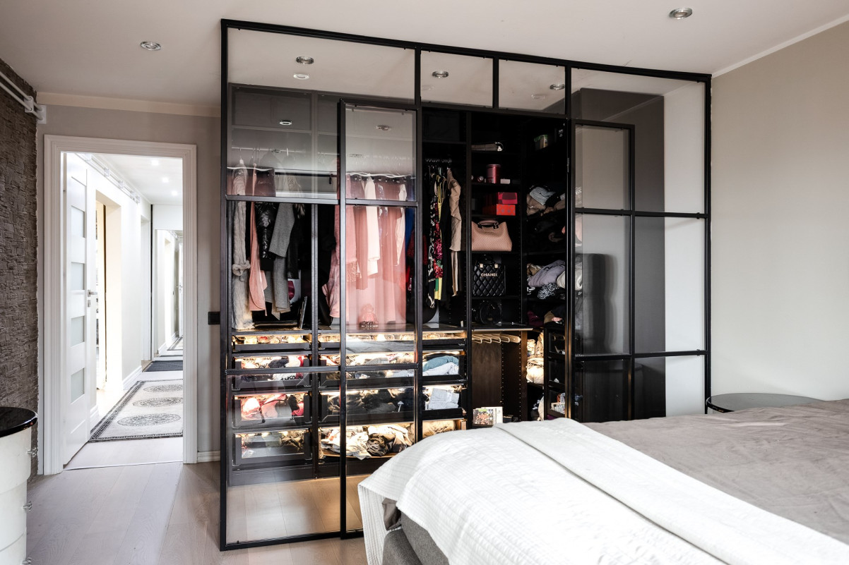 Master bedroom (garderobslösning) Sockengatan 22A