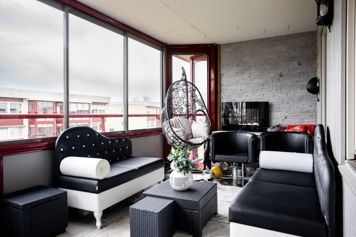 Stor balkong i österläge Sockengatan 22A