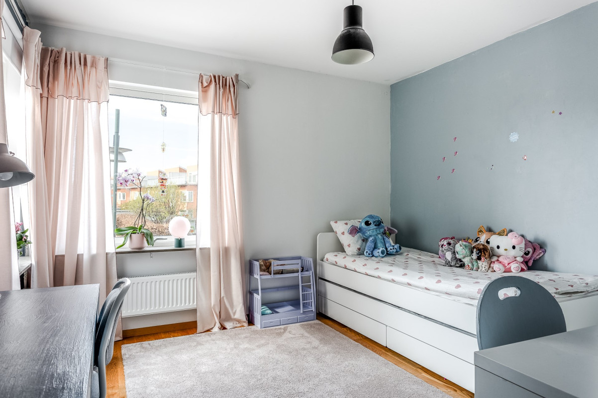  Busksångaregatan 18