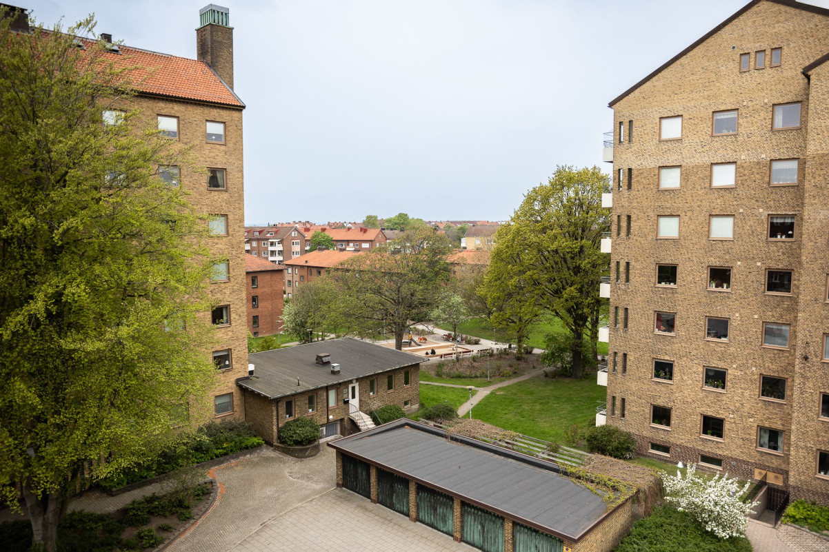 Utsikt från balkongen Rektorsgatan 16