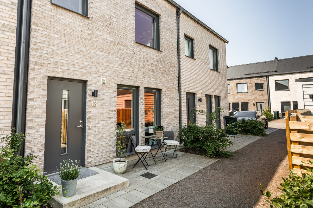  Gustav Arnes gata 13