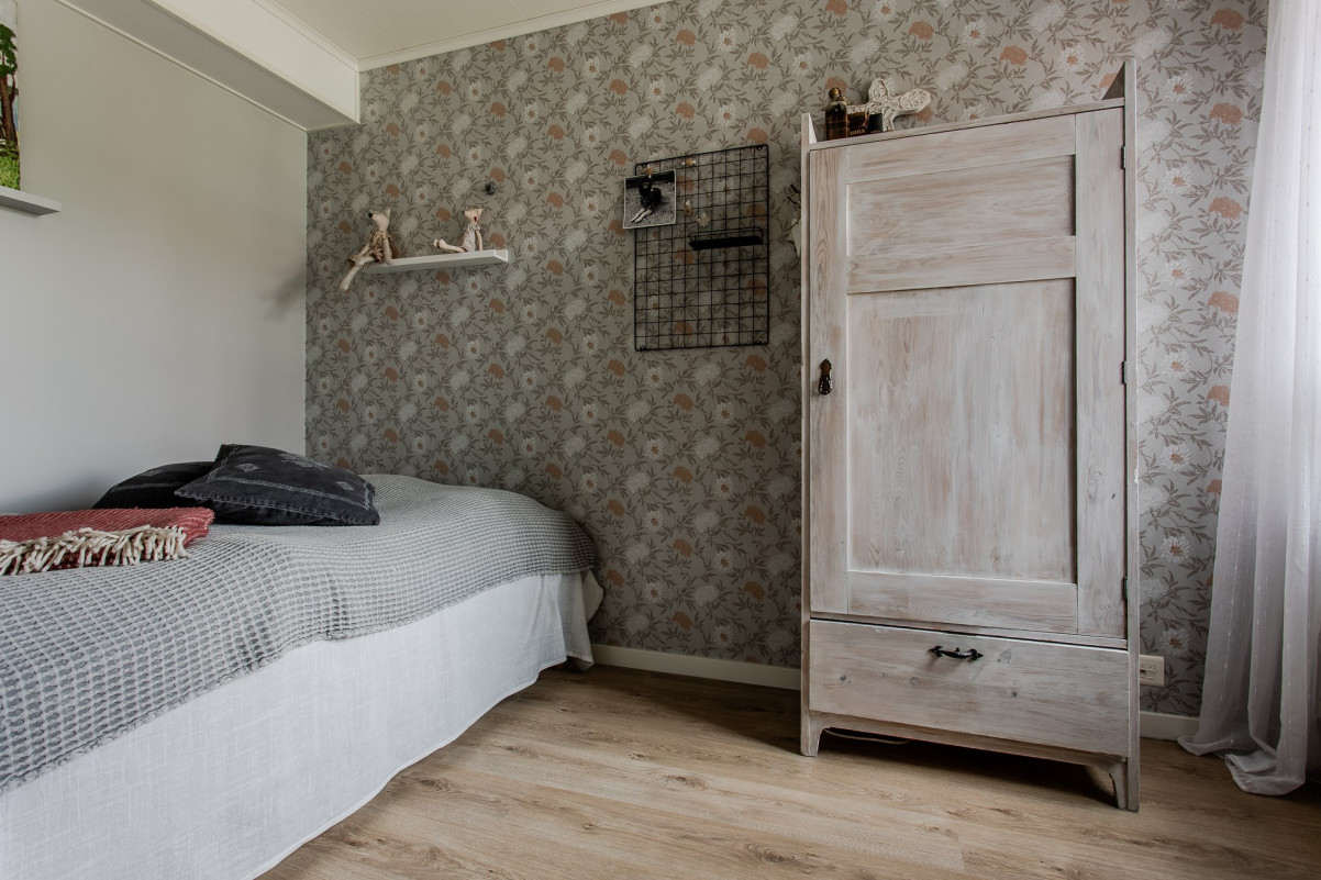 Mindre av sovrummen Hylleblomsvägen 58