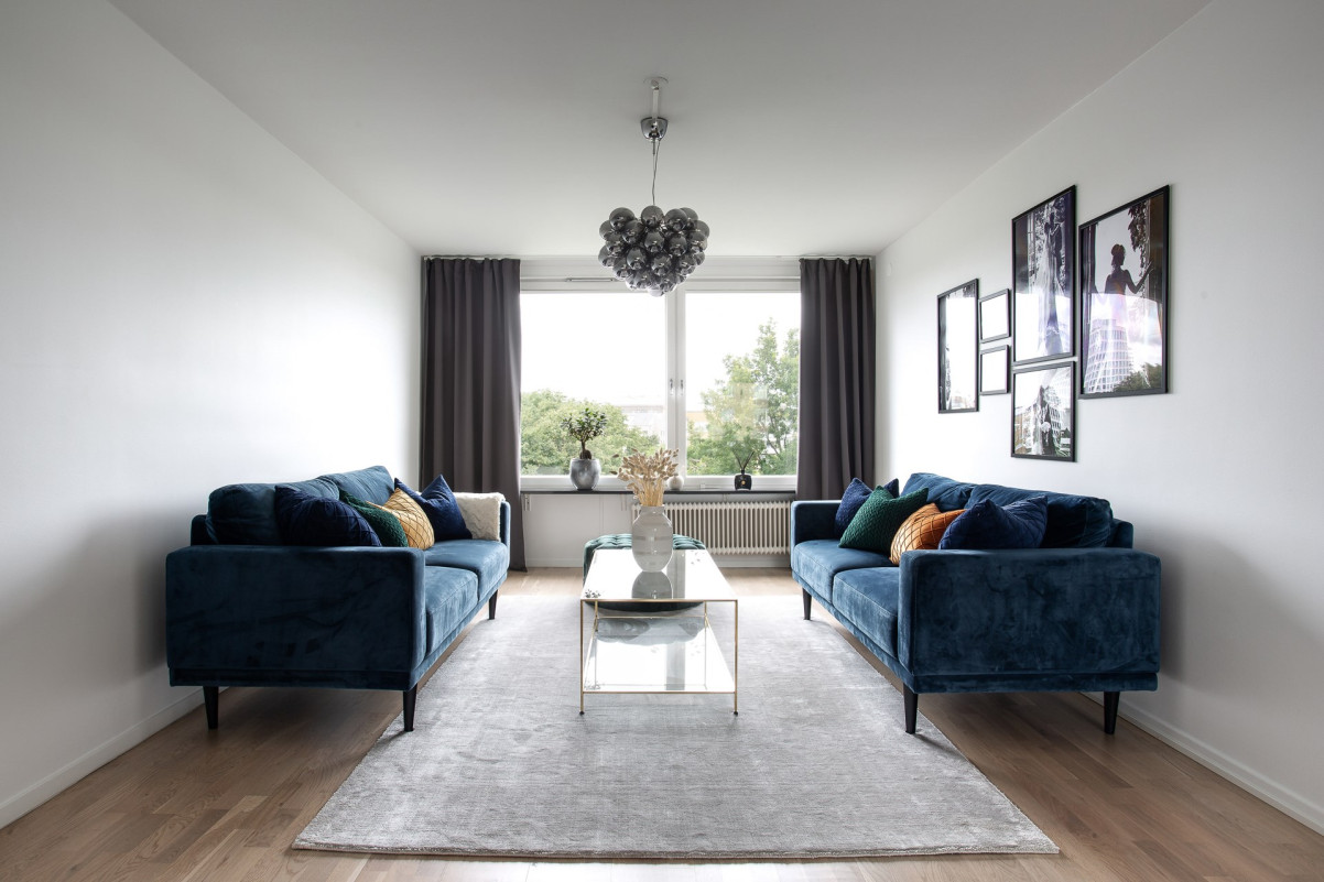 Stort och luftigt vardagsrum Frontgatan 8B