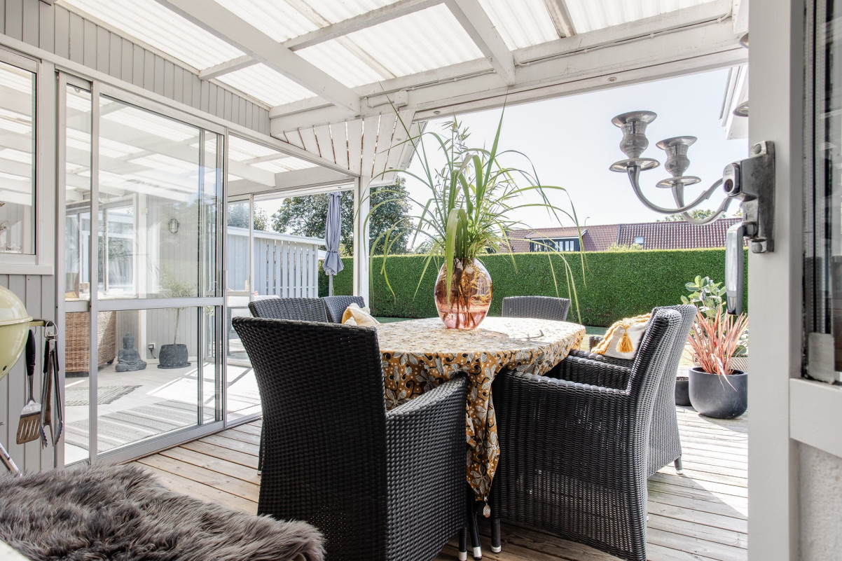 Inglasade uterummet Vallmogatan 20