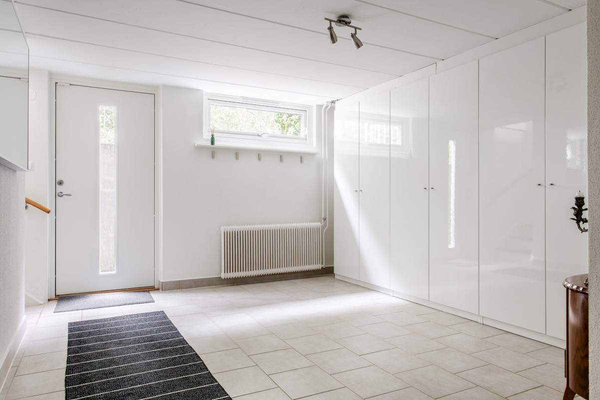 Grovingång med förvaring Bankogårdsgatan 66