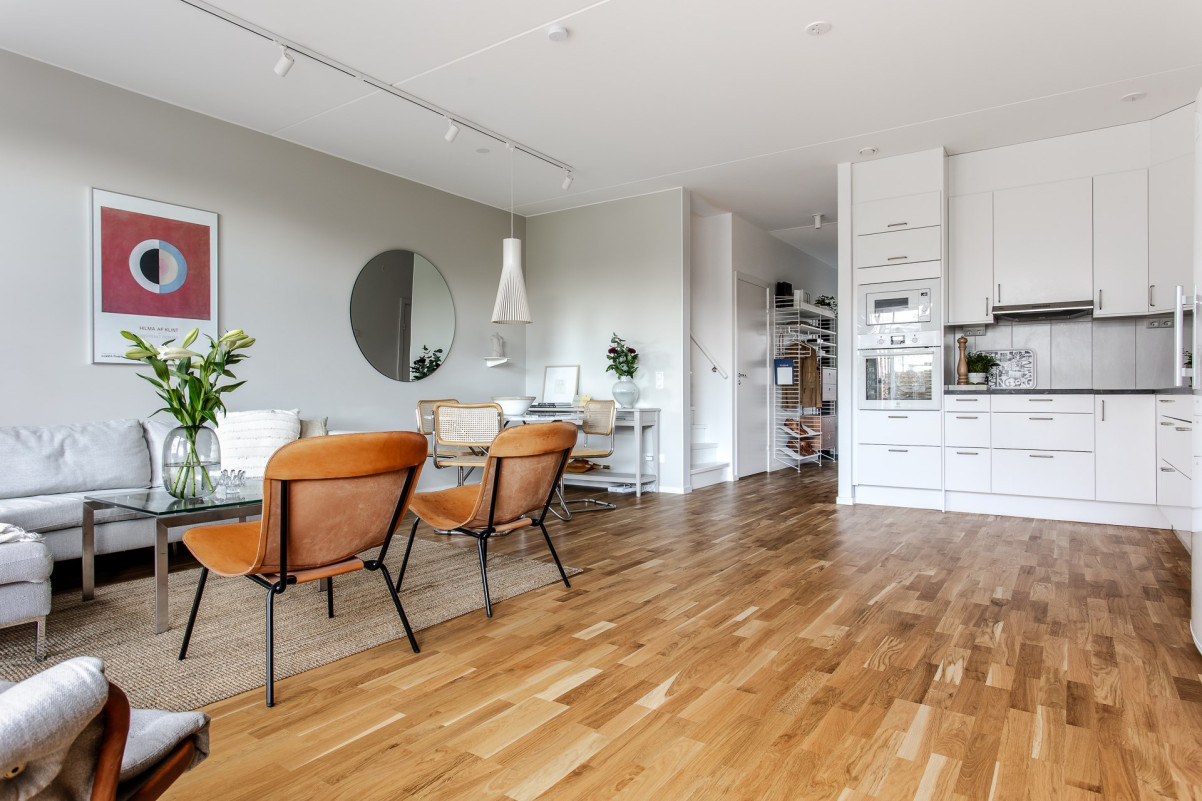 Öppen planlösning mellan kök och vardagsrum Ridvägen 29E