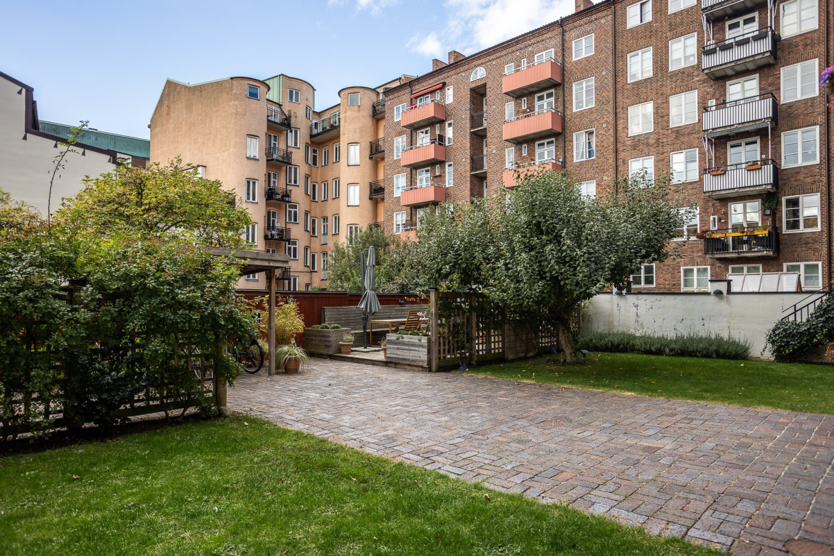 Fågelsångsgatan 27