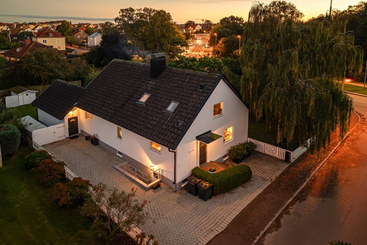 Granne med Pålsjöskog Långåkersgatan 2