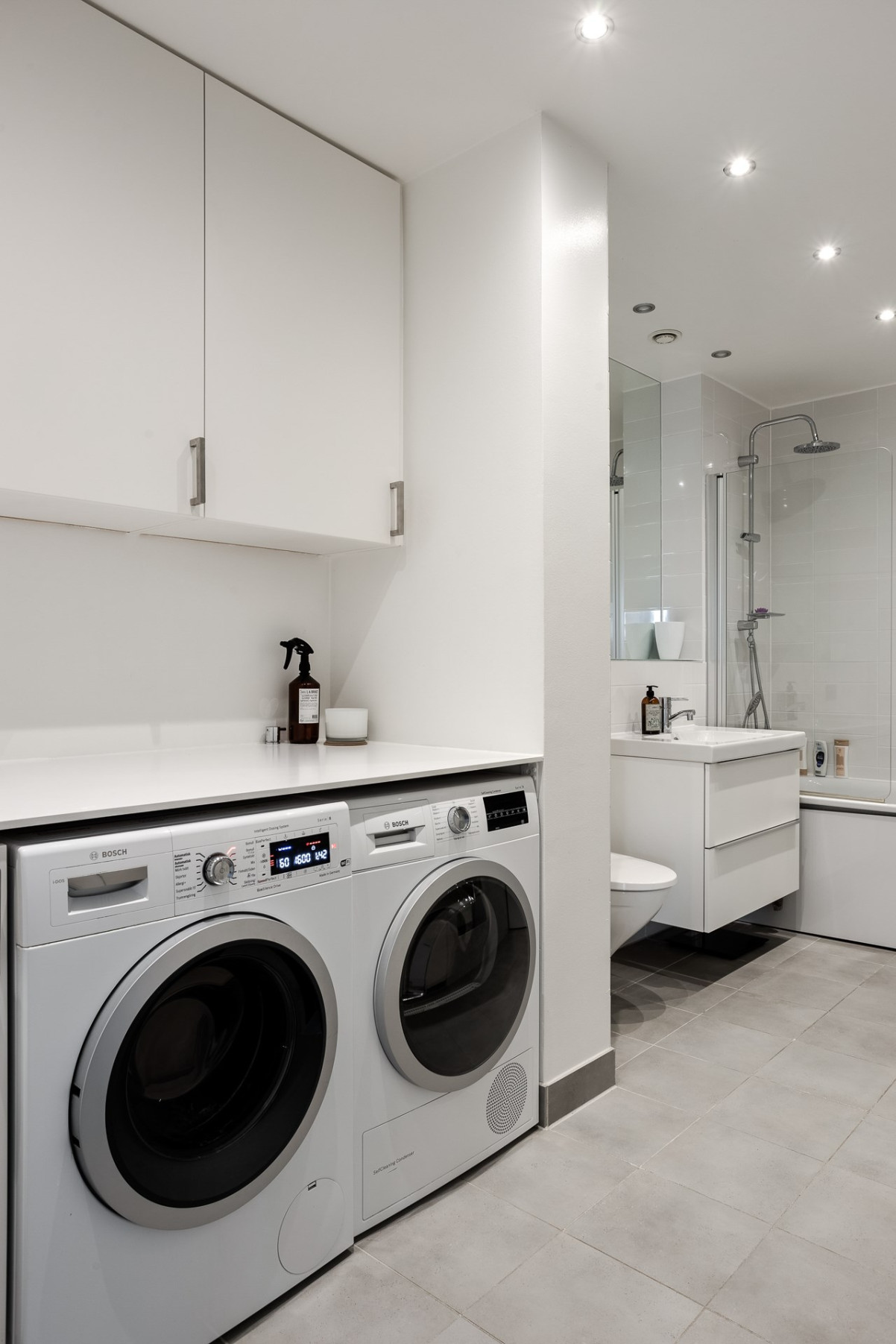 Tvättmaskin och torktumlare Tofsmesgatan 1