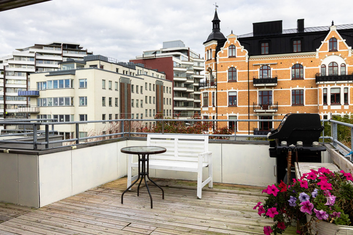 Med plats för grill mot vackra fasader Med plats för grill mot vackra fasader Båthusgatan 1