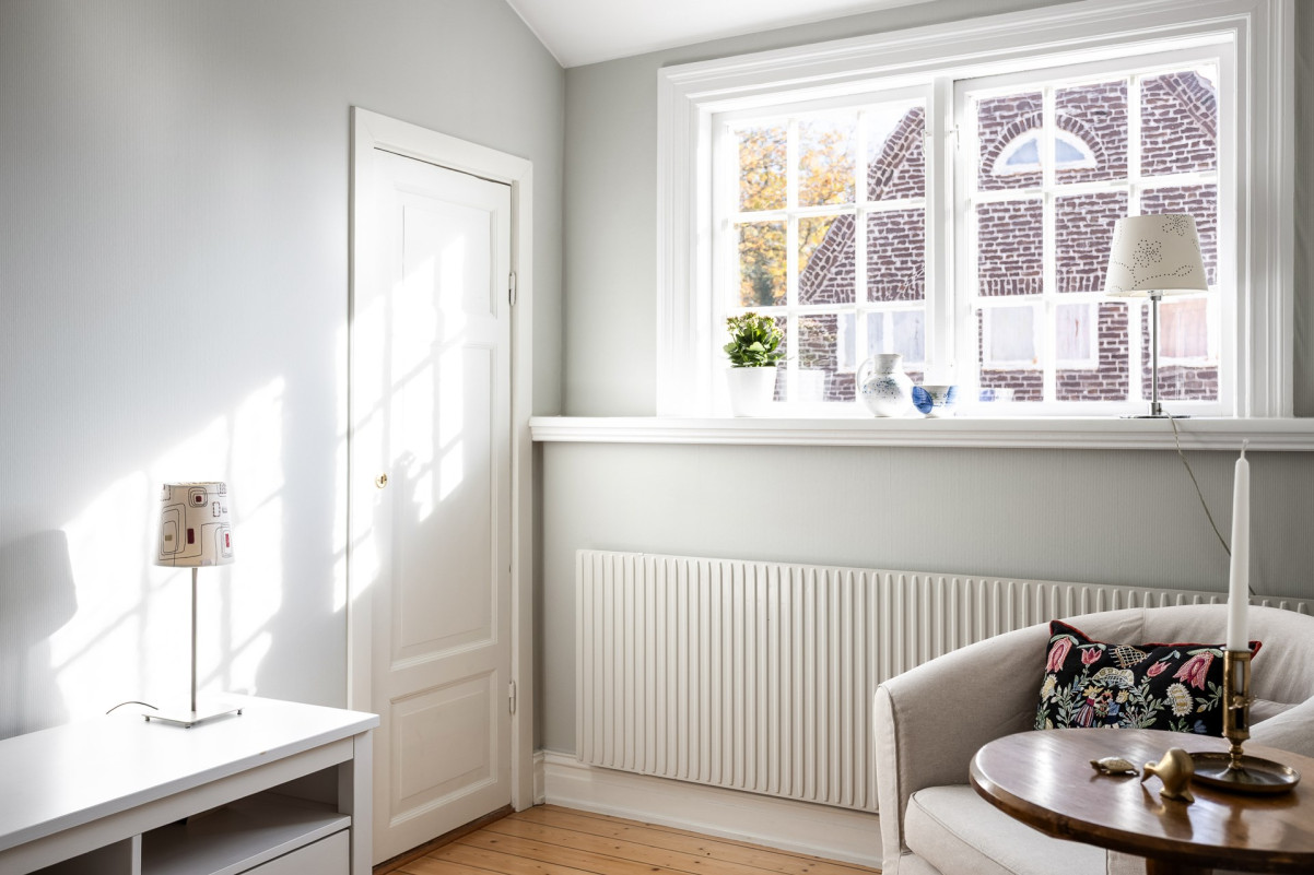 Massa extra förvaring på ovanvåningen Värmlandsgatan 10