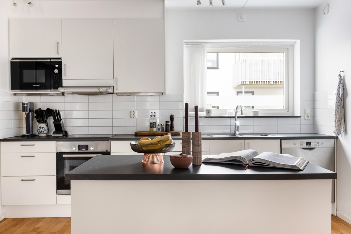 Bra arbetsytor och fräscht Centralgatan 1