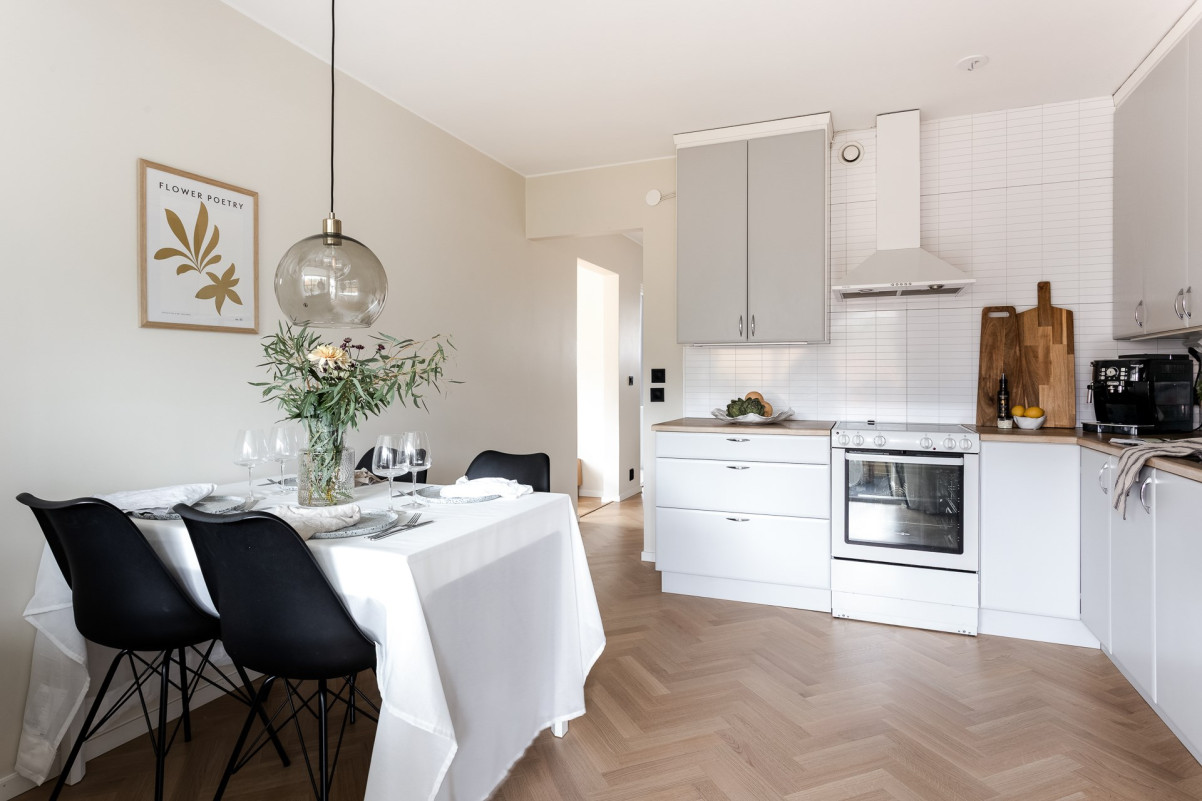  Ryttmästaregatan 13D