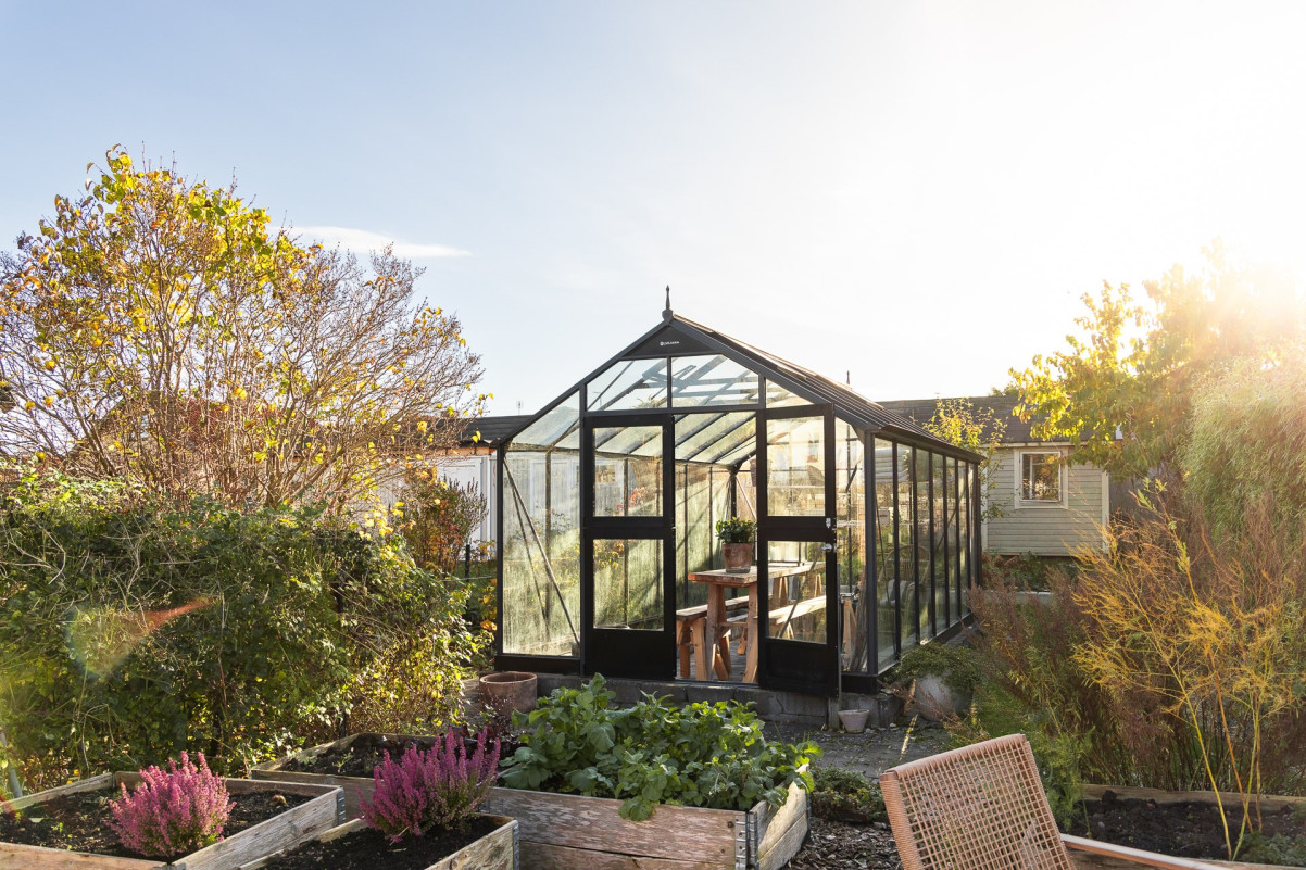 Planteringar Vallmogatan 9