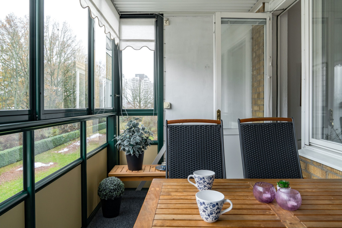 Inglasad balkong i soligt söderläge Ryttmästaregatan 11A