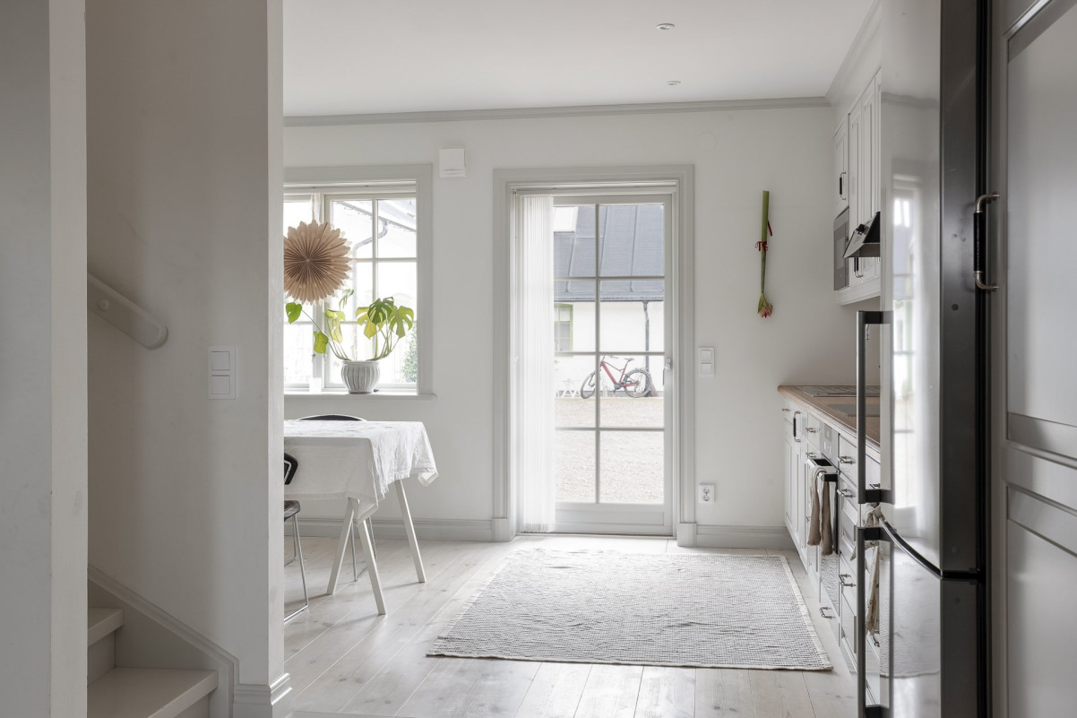 Trappa med förvaring under Strandnäsvägen 14L