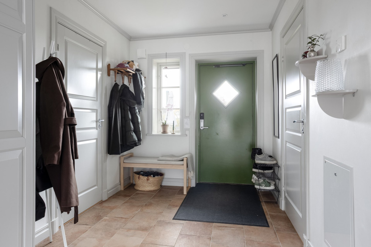 Rymlig med klinkergolv Strandnäsvägen 14L