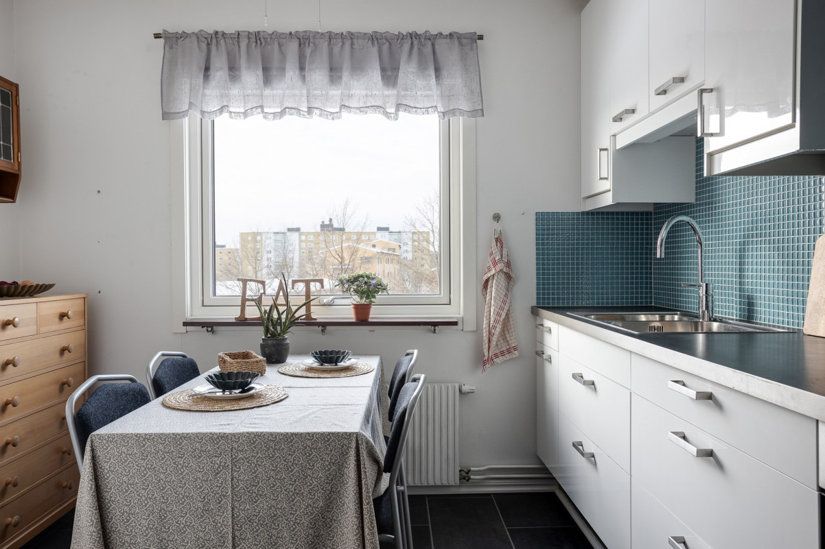 Matplats för 4 -6 personer Ättekullagatan 8