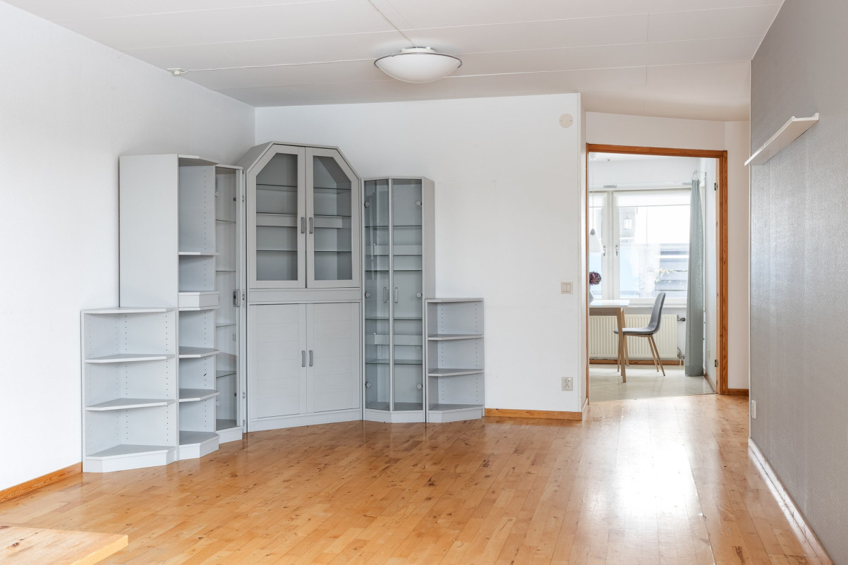 Bra disponerat för mkt möbler Tegelgatan 14