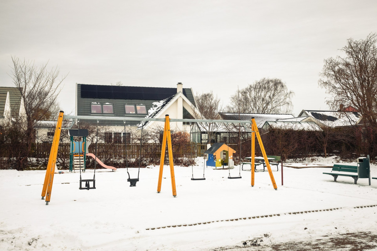 Intilliggande lekplats Tegelgatan 14