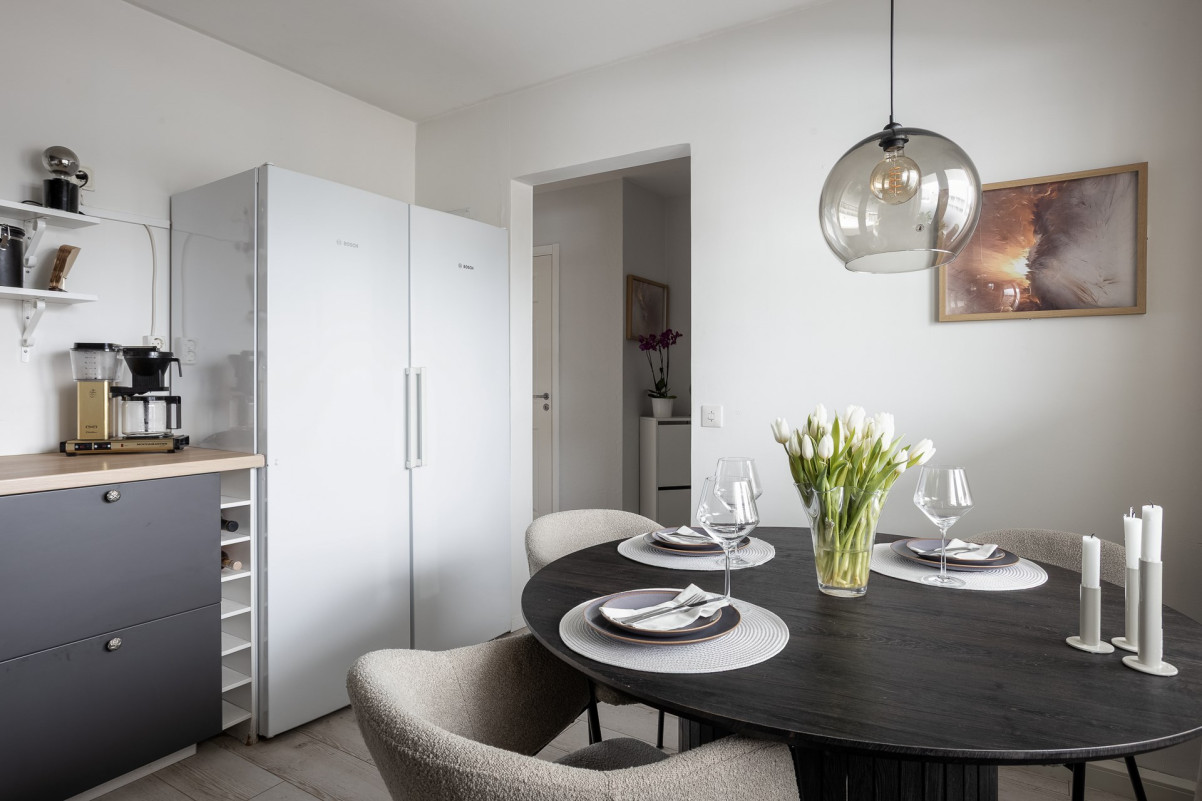 Matplats för 4 personer i köket Sockengatan 12B