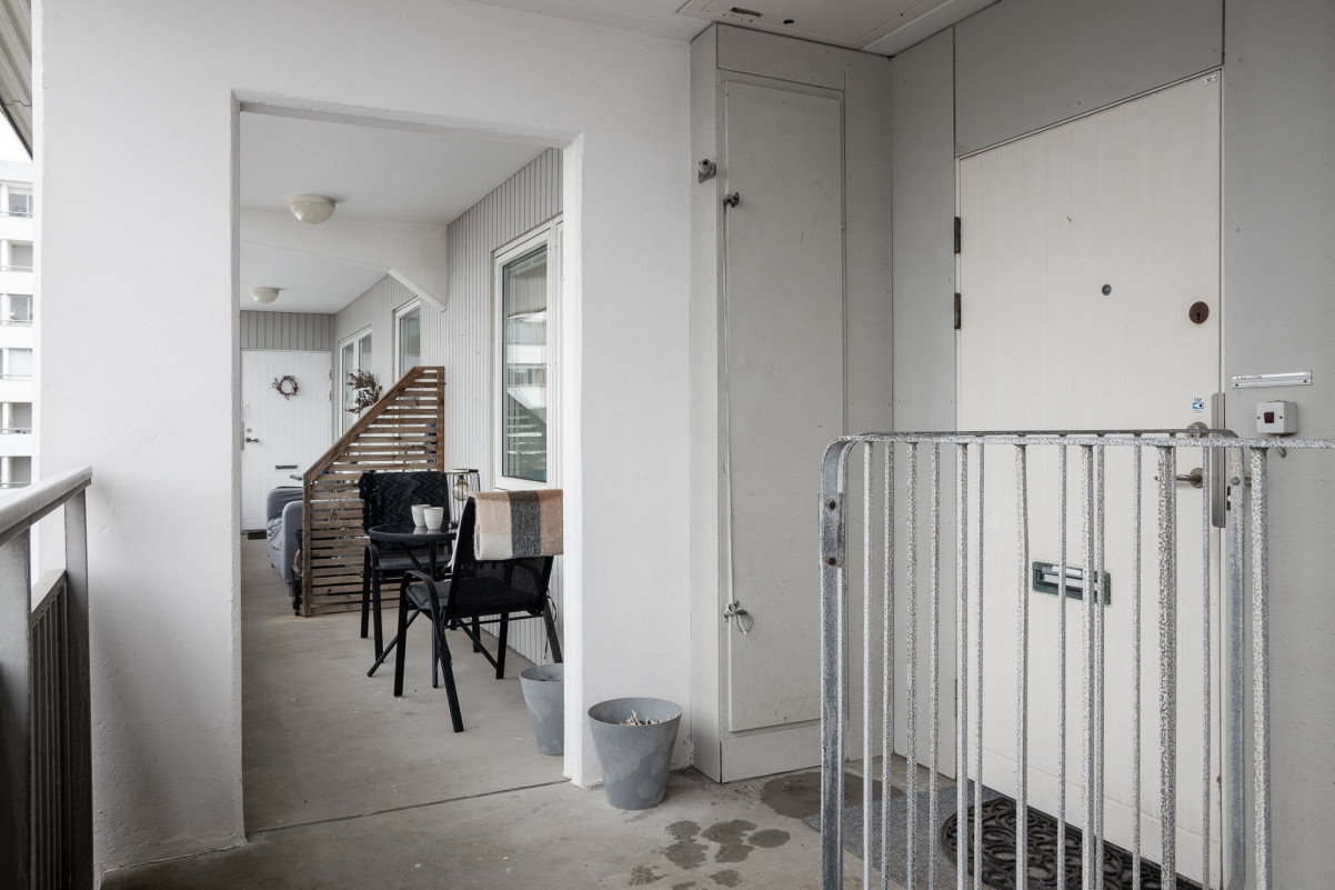 Plats för möblering i loftgången Sockengatan 12B