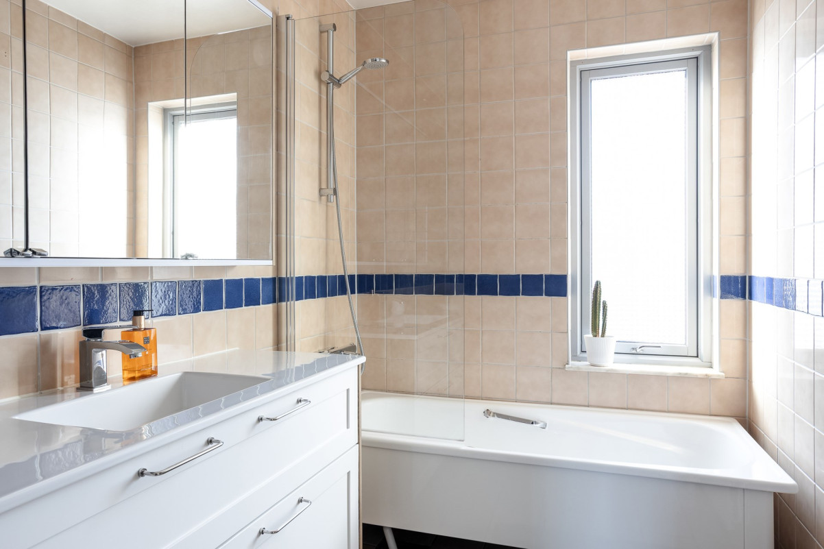  Törnsångaregatan 9