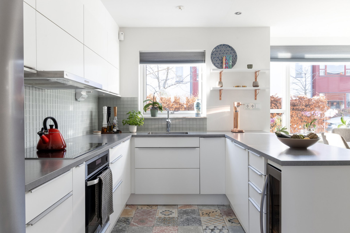  Törnsångaregatan 9