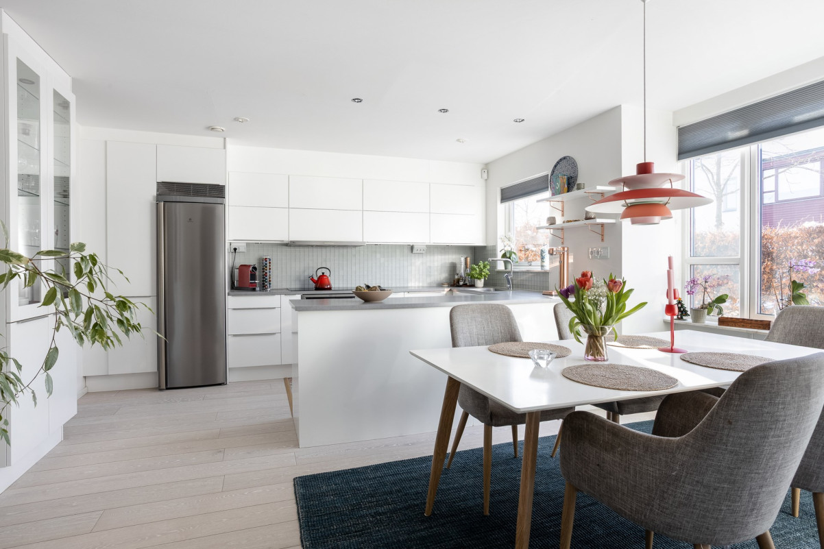  Törnsångaregatan 9