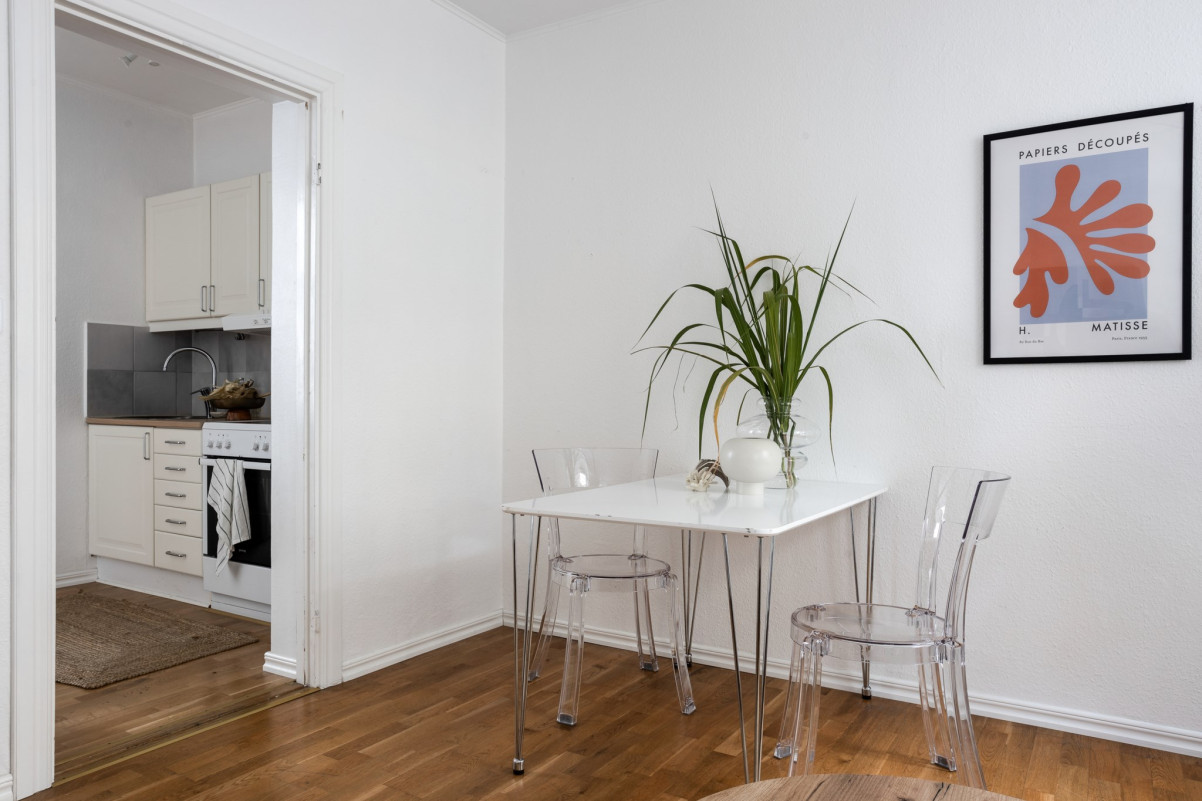 Bilder från tidigare försäljning. Aschebergsgatan 14