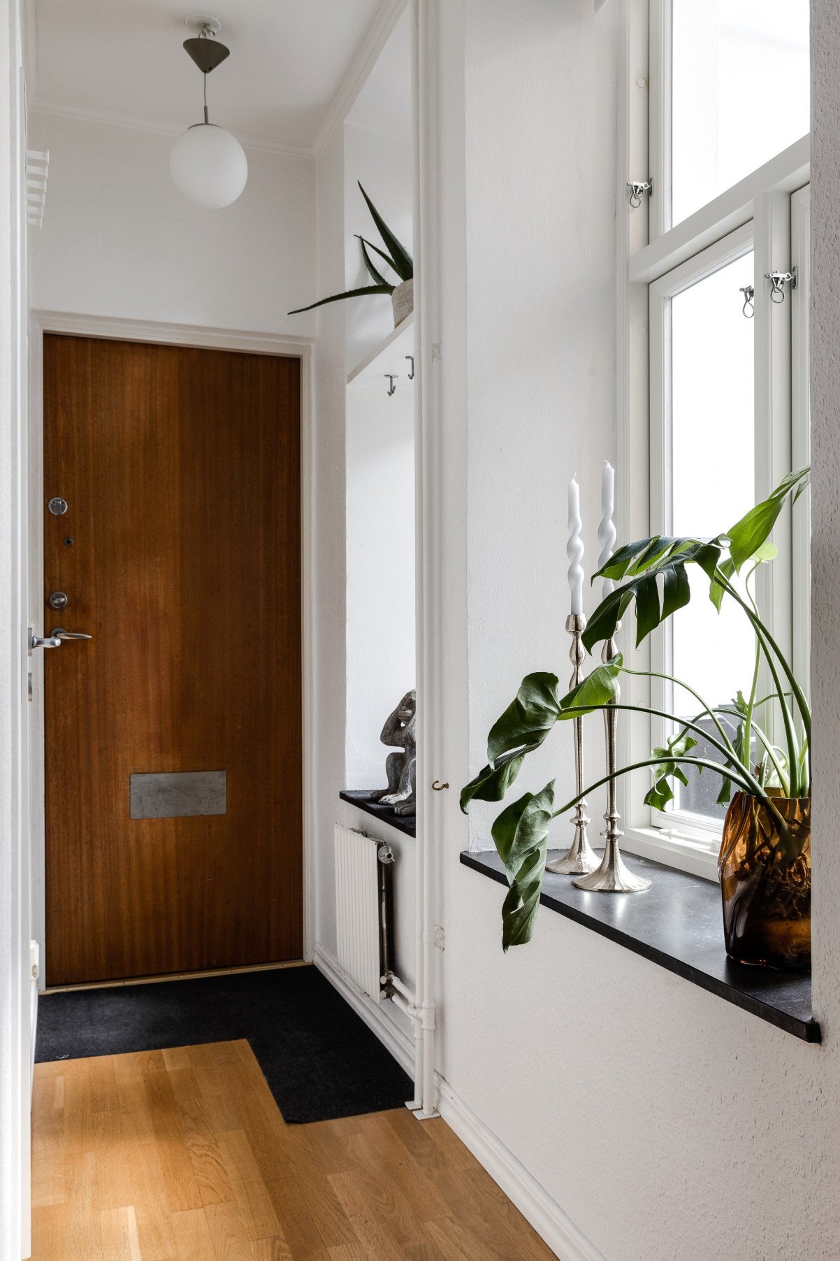 Bilder från tidigare försäljning. Aschebergsgatan 14