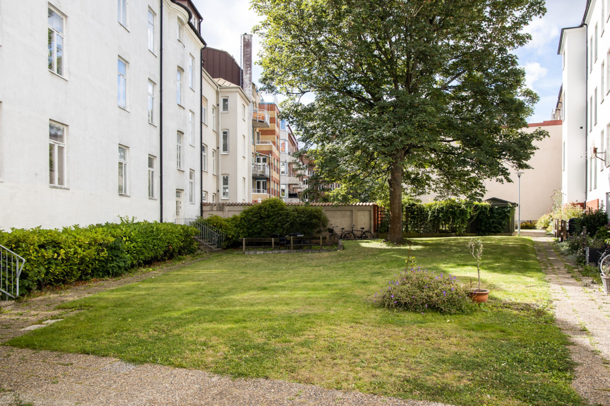 Bilder från tidigare försäljning. Aschebergsgatan 14