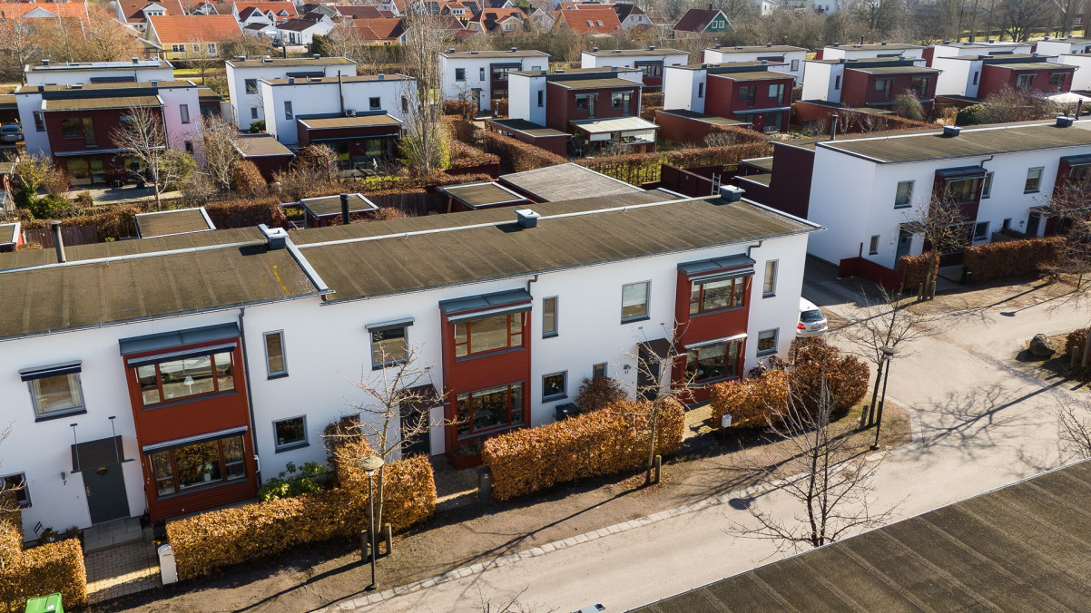  Törnsångaregatan 9