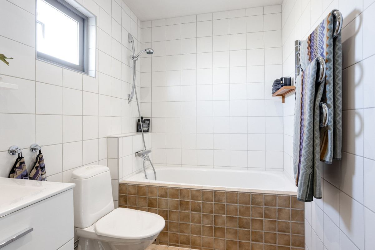  Grönsångaregatan 9