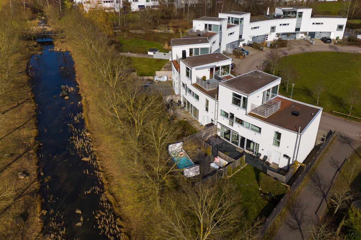  Grönsångaregatan 9