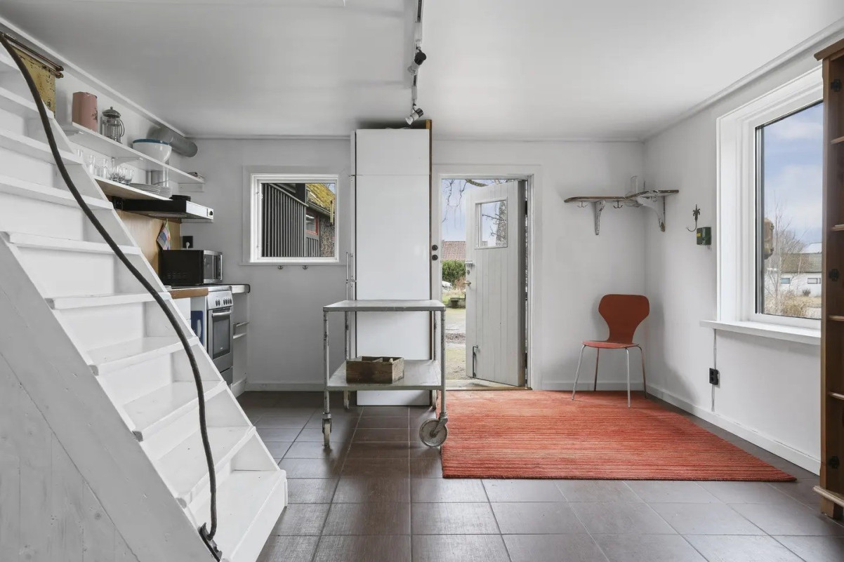 Entré till lilla huset Farhultsvägen 154