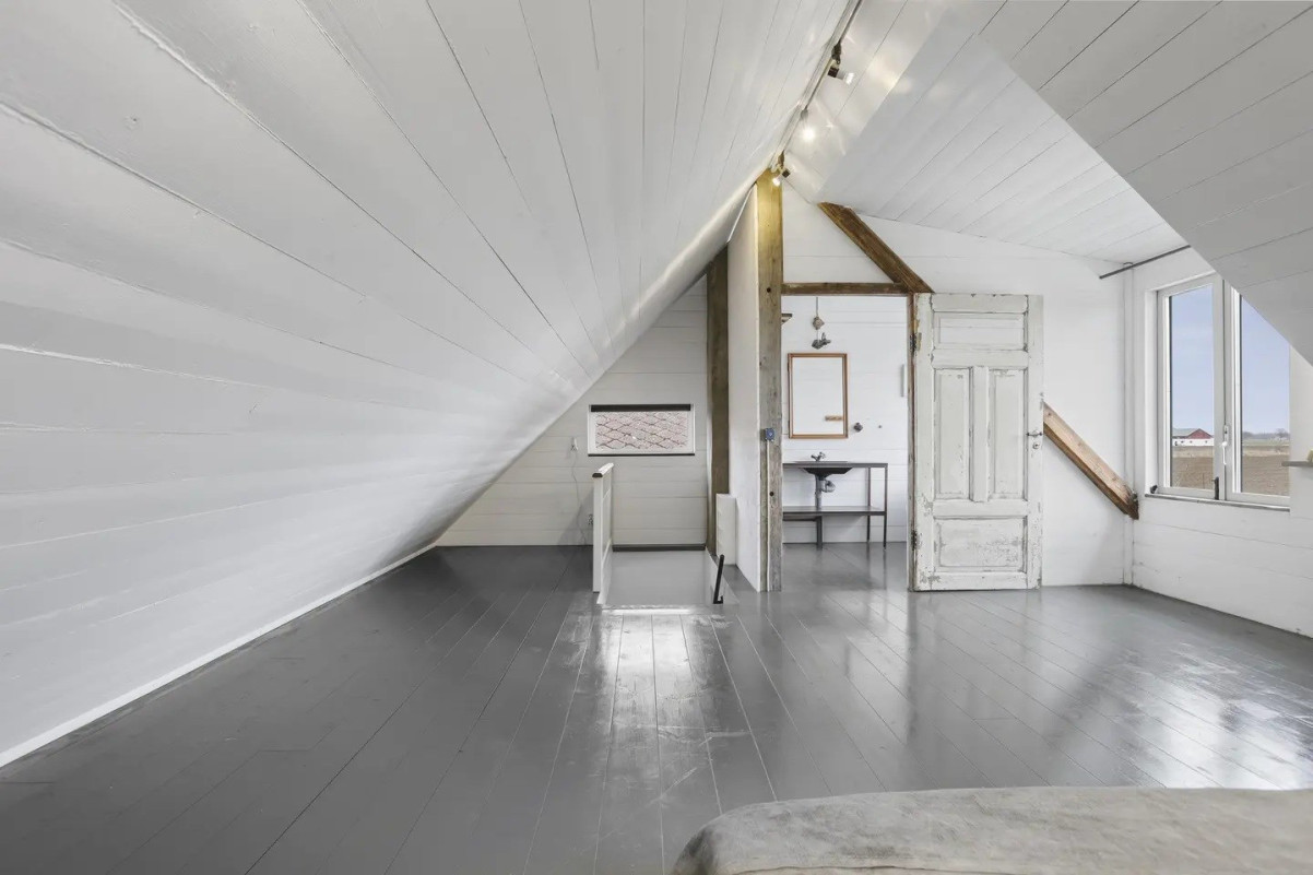 Vy mot badrummet Farhultsvägen 154