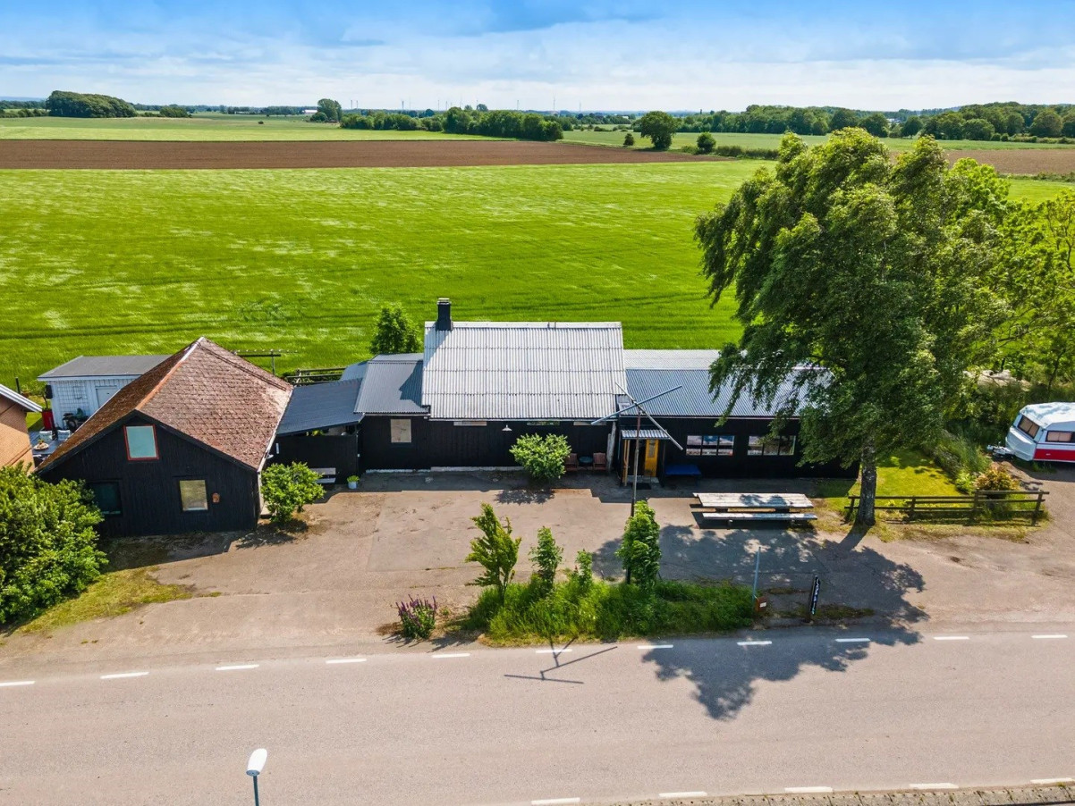 Gott om uppställning Farhultsvägen 154