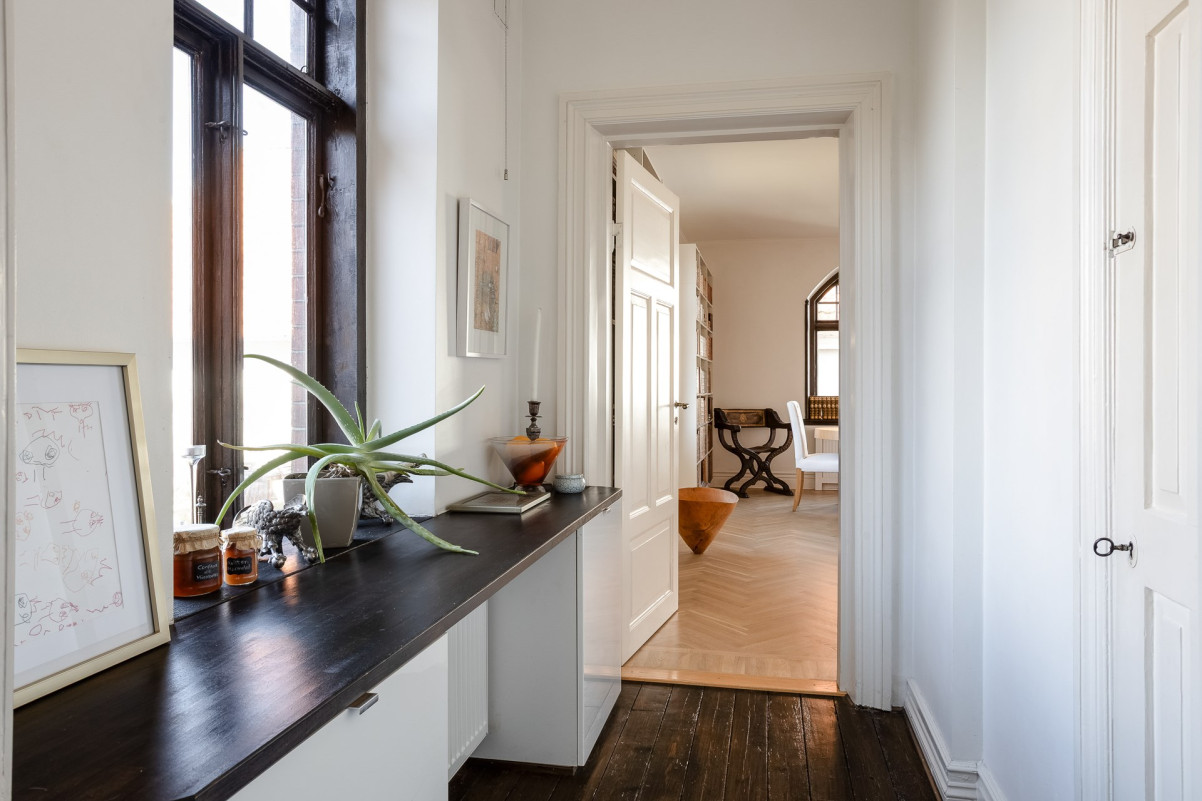 Serveringsgång mellan kök och matsal Storgatan 72