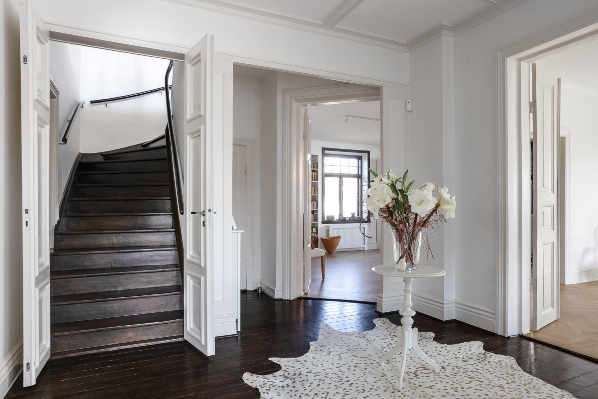 Välkomnande lobby Storgatan 72