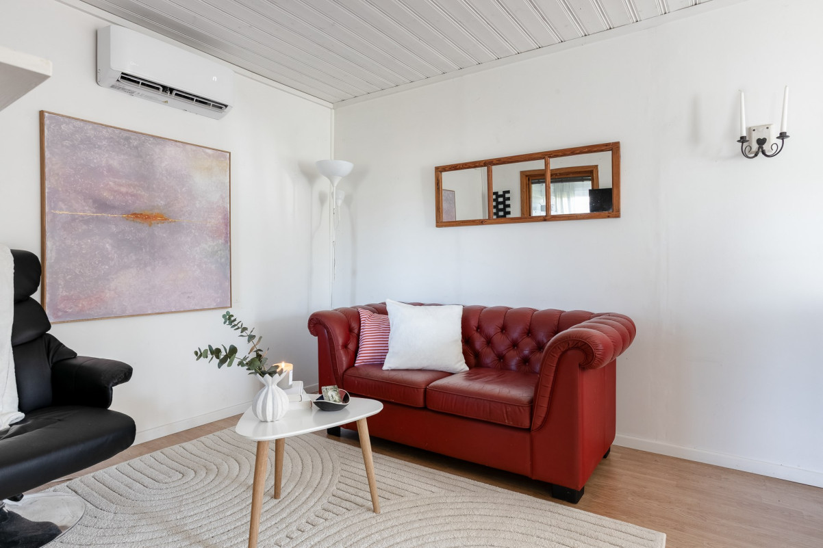 Vardagsrum Bror Engkvists Gata 30, Vallmogången stuga 111